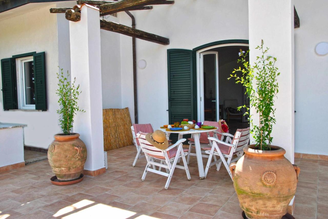 Villa Il Corbezzolo Tra Natura E Mare Sperlonga Exterior foto